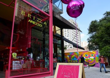 Brizza, da Arezzo&Co, inaugura primeira loja exclusiva em São Paulo