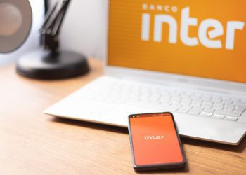 Banco Inter pede que funcionários evitem cabelo sem corte, chulé, bolsa velha e roupa amassada