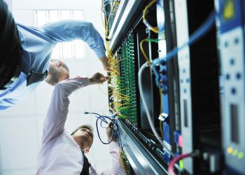 Profissionais 40+ estão no alvo do setor de tecnologia