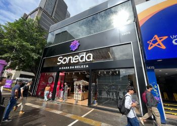 Soneda Perfumaria escolhe AveSoneda inaugura primeira loja em formato outlet no Outlet Premium São Paulonida Paulista para abrir primeira flaghsip
