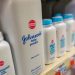 Johnson&Johnson deve US$ 40 Mi a 2 pacientes com câncer que usaram talco