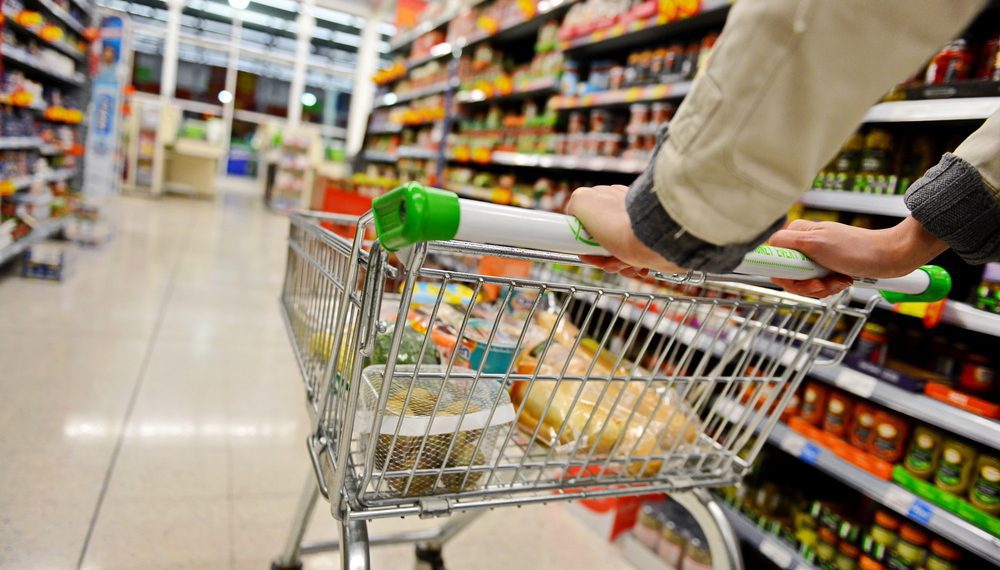 Consumidor compra menos itens no supermercado no primeiro trimestre