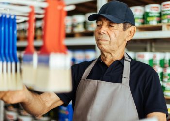 Número de trabalhadores com mais de 50 anos dobra no País