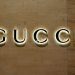 Conglomerado dono da Gucci compra 30% da grife Valentino