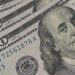 Dólar cai pela 11ª vez e tem maior sequência de quedas em 20 anos
