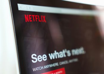 James Cameron critica aquisição da Warner Bros. pela Netflix: "Desastre"