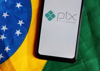 Pagamento em tempo real representa 24% das transações brasileiras no e-commerce