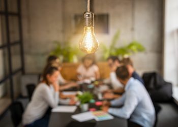 Vivo faz parceria com a Endeavor para se aproximar de profissionais de startups