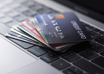 Banco Central estuda o fim do crédito rotativo do cartão de crédito