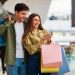 Três entre 4 consumidores olham preço na internet antes de ir comprar no shopping