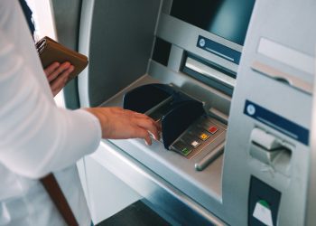 Fitch eleva ratings de Banco do Brasil, Caixa e outras 13 instituições financeiras brasileiras