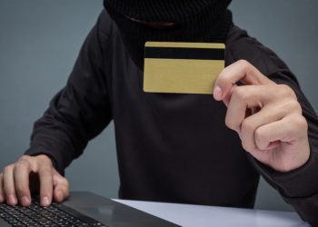 Tentativas de fraude na Black Friday aumentam em 36%, aponta Adyen