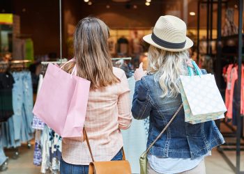 Vendas que antecederam a Black Friday cresceram 26,6% em relação a 2022