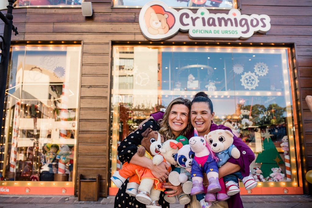 Criamigos aposta em quiosques em shoppings, mantendo a experiência das oficinas