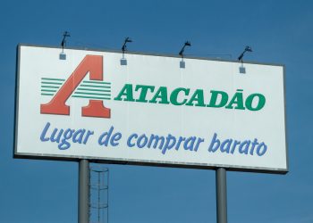 Carrefour espera converter 40 hipermercados em lojas Atacadão e Sam's Club entre 2024 e 2026