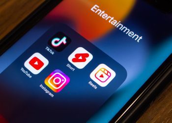 Tribunal da UE decide a favor de Google, Meta e Tiktok em julgamento sobre conteúdos ilegais