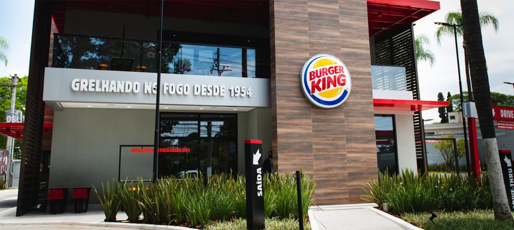 Estratégias da Zamp economizam mais de 100 milhões de litros de água em 2023 no Burger King e no Popeyes