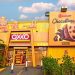 Oxxo e Bauducco se unem e decoram lojas para celebrar a chegada do Natal