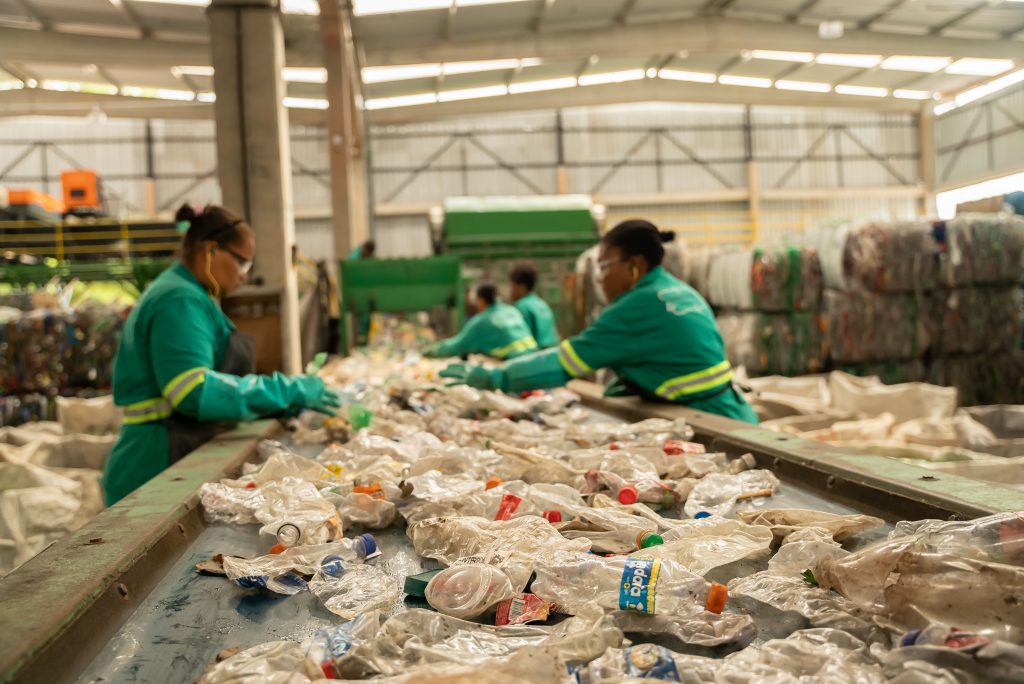 Coca-Cola Brasil anuncia ações de apoio aos catadores de materiais recicláveis - Olhos de Lince/Divulgação