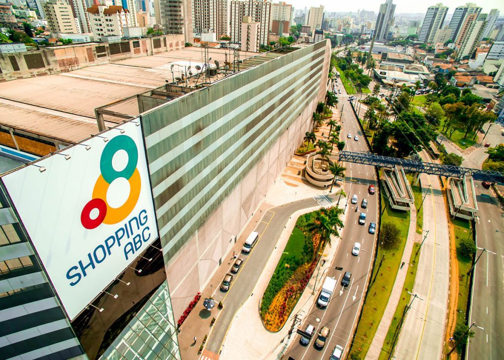 Natal movimenta R$ 5,6 bilhões em shoppings, melhor resultado desde 2019