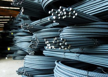 Produção nacional de aço bruto cresce 0,4% em 1 ano e soma 2,7 milhões de toneladas em janeiro