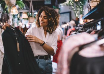 Varejo de moda multimarca cria associação para fortalecer lojas físicas