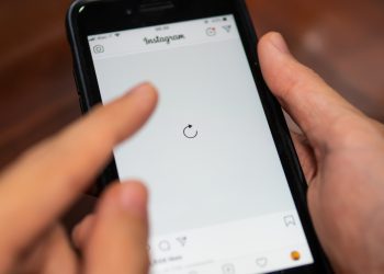 Usuários registram problemas globais de acesso a Facebook e Instagram