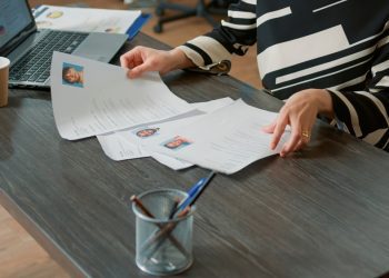 Desemprego no primeiro trimestre sobe para 7,9%, revela IBGE
