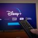 Disney+ vai levar cobrança da taxa do 'ponto extra' para outros países