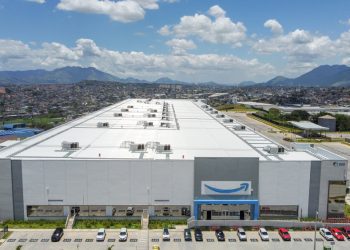 Amazon abre 1.180 vagas temporárias para auxiliar de logística em Cajamar