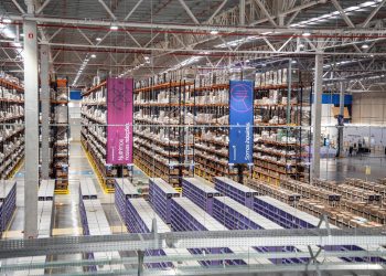 Boticário investe R$ 150 milhões na inauguração de CD de 30 mil m² em Cajamar
