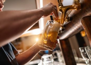Ambev reabre edital que incentiva e investe em projetos de cultura cervejeira