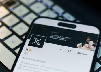 Alexandre de Moraes suspende X e cita Marco Civil da Internet como justificativa