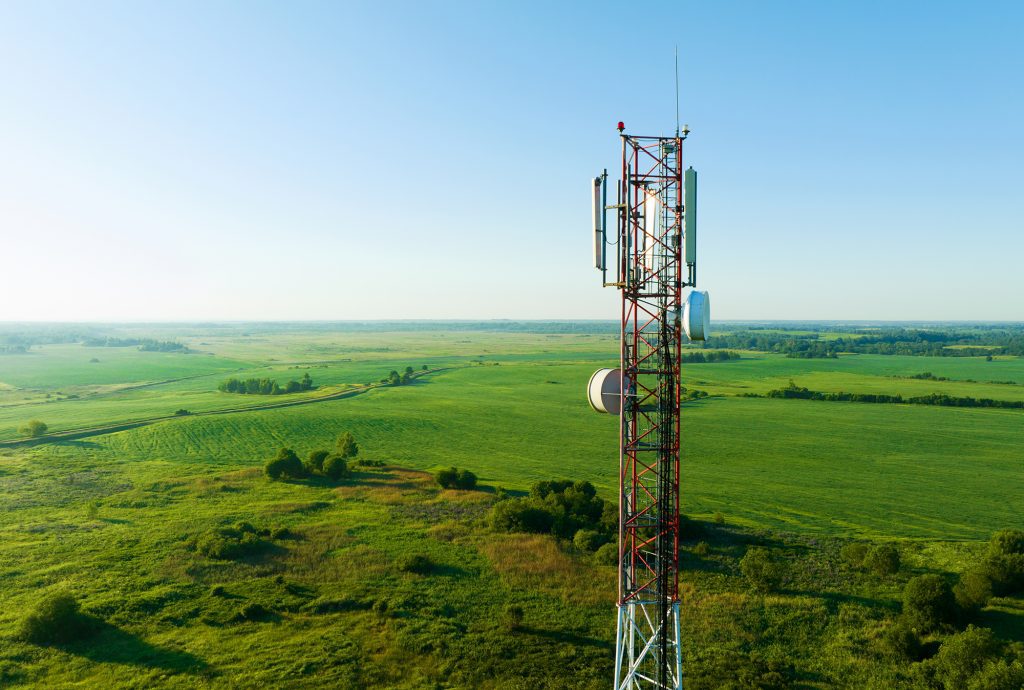 Edital prevê R$ 250 mi para instalação de antenas de telefonia e internet no interior do País