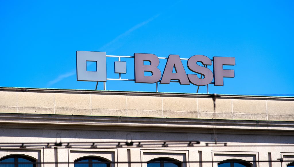 Basf planeja possível IPO para unidade de soluções agrícolas