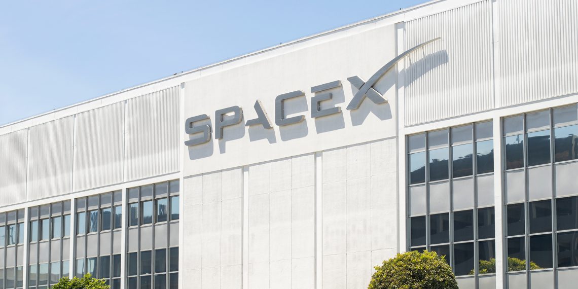 Musk confirma fusão entre SpaceX e xAI, avaliada em US$ 1,25 trilhão