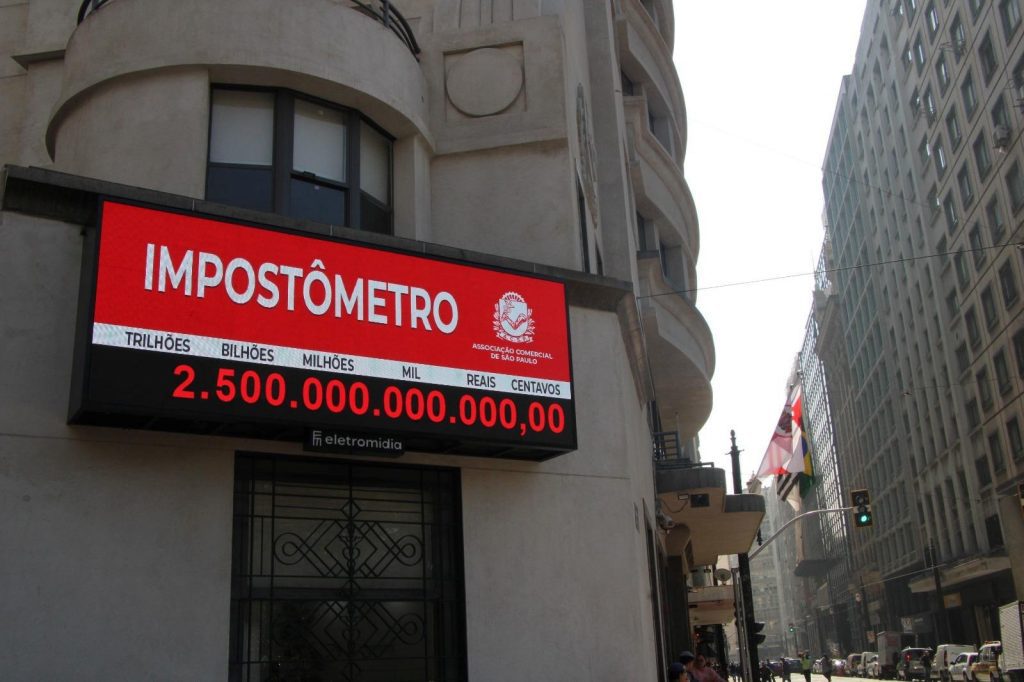 Impostômetro registra R$ 2,5 trilhões em impostos