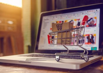 E-commerce nacional movimentou R$ 196,1 bilhões em 2023, aponta o MDIC