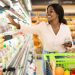 Sete em cada dez consumidores fazem compras em supermercados à tarde e à noite