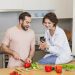 Brasileiros são os que mais fazem refeições principais e gastam mais tempo na cozinha