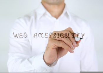 Marketplaces brasileiros mais utilizados para compras ainda ignoram acessibilidade digital
