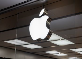 Apple adiará lançamento de parte de recursos na UE e cita 'obstáculos regulatórios'