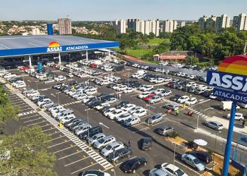 Assaí inaugura primeira loja no Guarujá e amplia presença na Baixada Santista