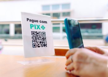 Pix Automático chega aos bancos; entenda a diferença entre ele e o Pix Recorrente