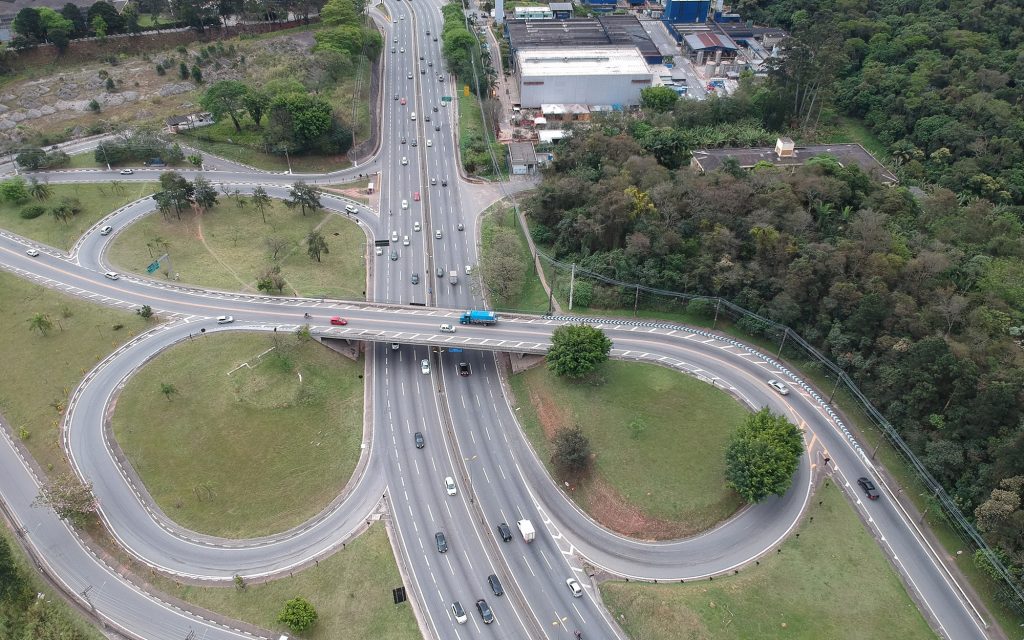 Com sete leilões no ano, concessões de rodovias tem melhor marca desde 2007