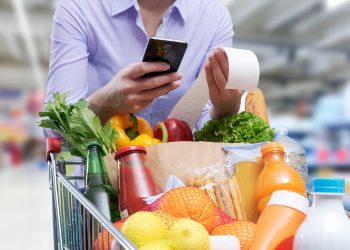 Do mercado ao atacarejo: a revolução do varejo alimentar no Brasil