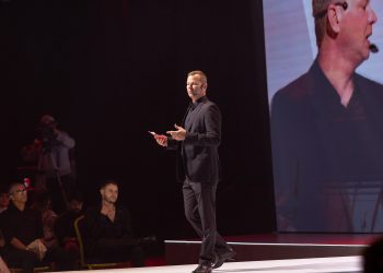 'O cabeleireiro está no centro de todas as atividades da Wella', diz presidente da Wella