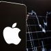Vendas globais de iPhone caem 2% em 2024, em contraste com mercado geral