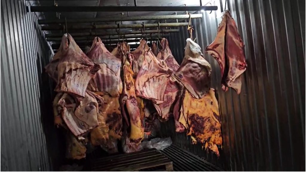 Suspeitos de vender carne estragada têm prisão preventiva decretada