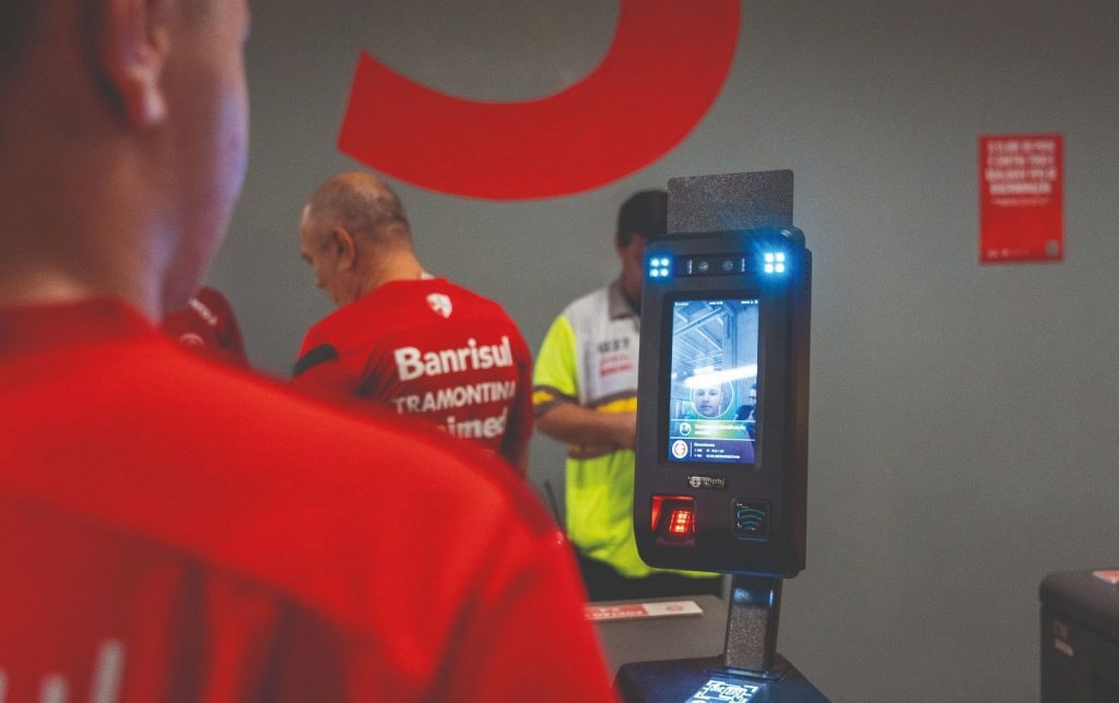 Aeroporto de Viracopos implementa embarque por biometria facial